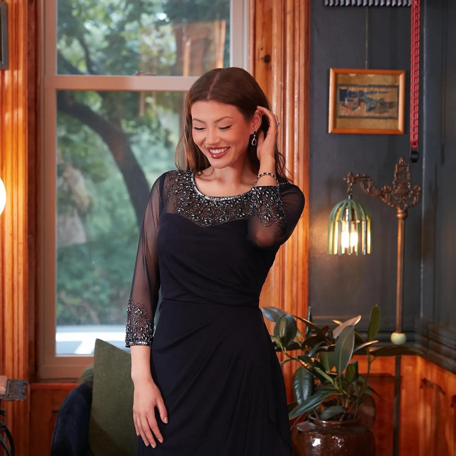 Alex Evenings Women's Long A-line Mother of The Bride Dress with Illusion Neck and Sleeves (Petite and Regular Sizes)