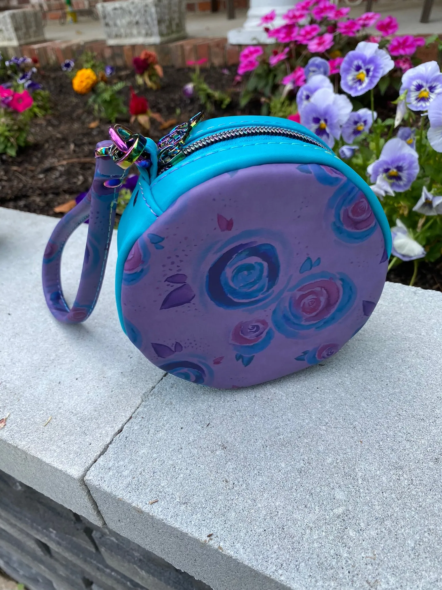 Circle Wristlets