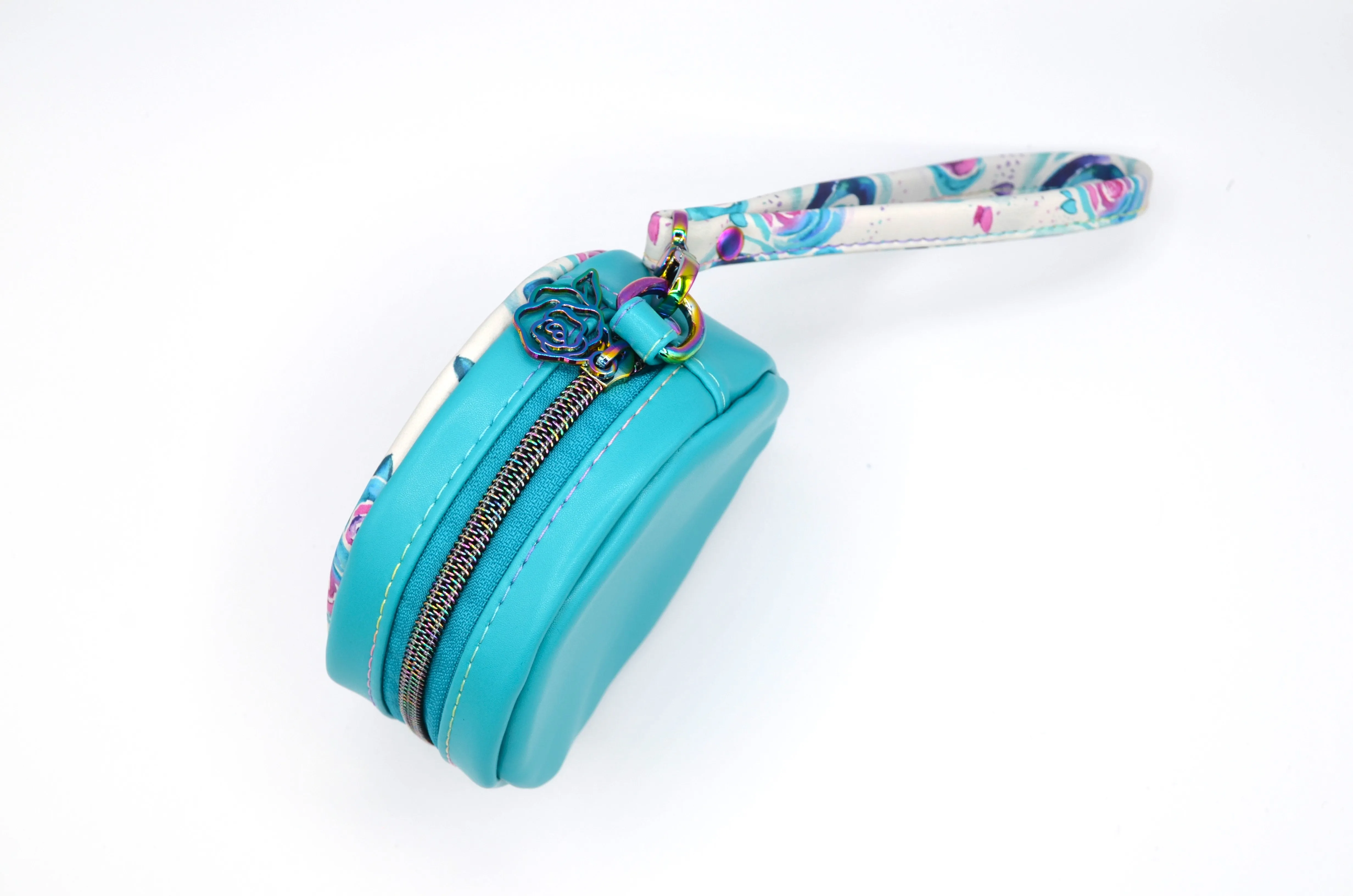 Circle Wristlets