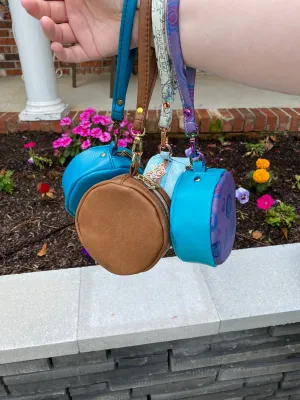 Circle Wristlets