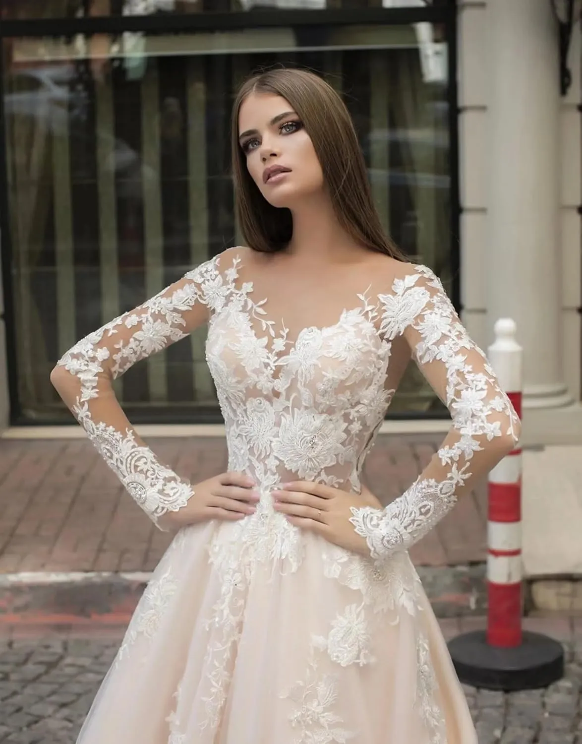 Fair Lady Wedding Dresses for Bride 2025 V Neck Beaded Straps Lace Appliques Bridal Gown for Women