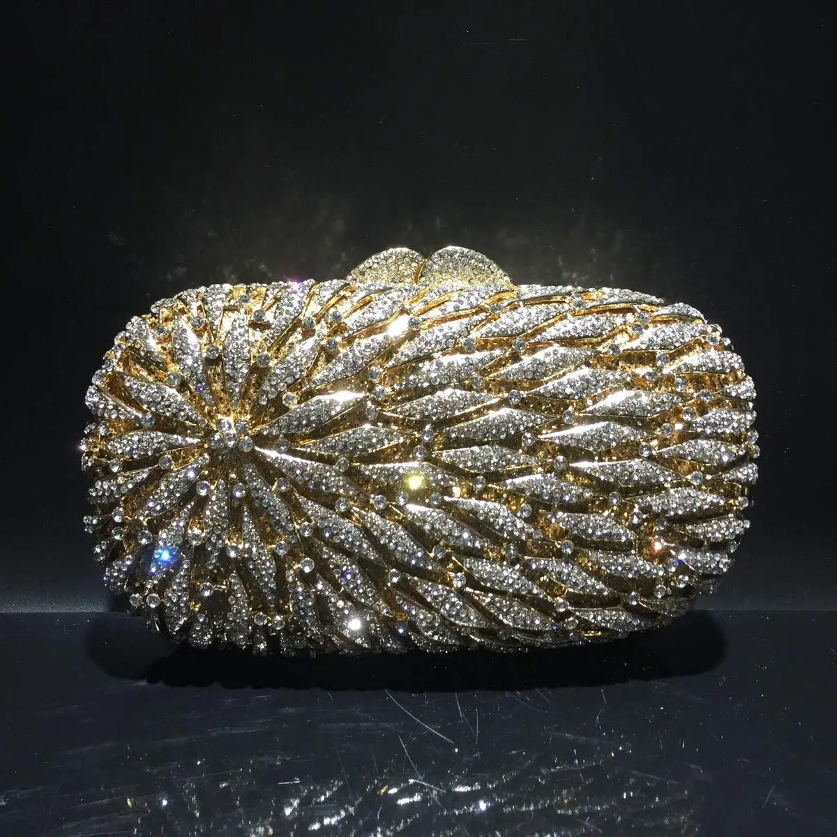 Hollow Rhinestone Evening Bag Lady Bling Diamond Clutch Purse Flower Classic Handbag Wedding Party Wallet
