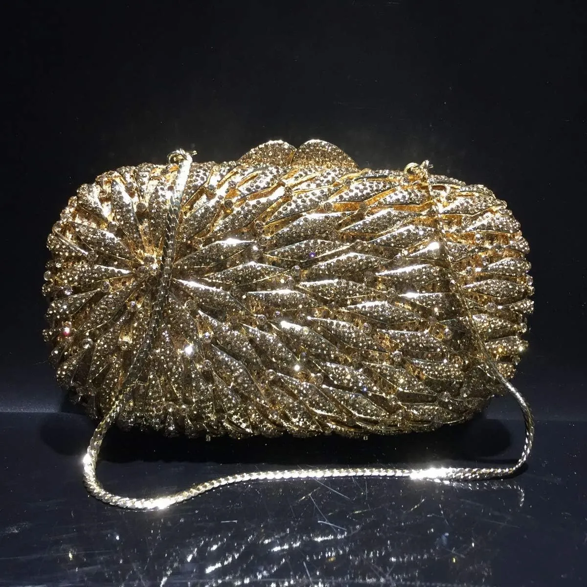 Hollow Rhinestone Evening Bag Lady Bling Diamond Clutch Purse Flower Classic Handbag Wedding Party Wallet