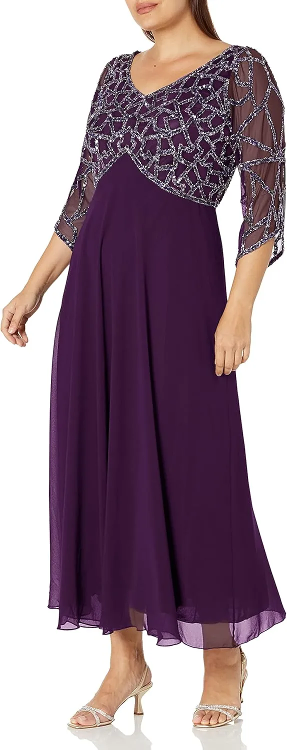 J Kara Women's Plus Size 3/4 Sleeve Geo Beaded Gown
