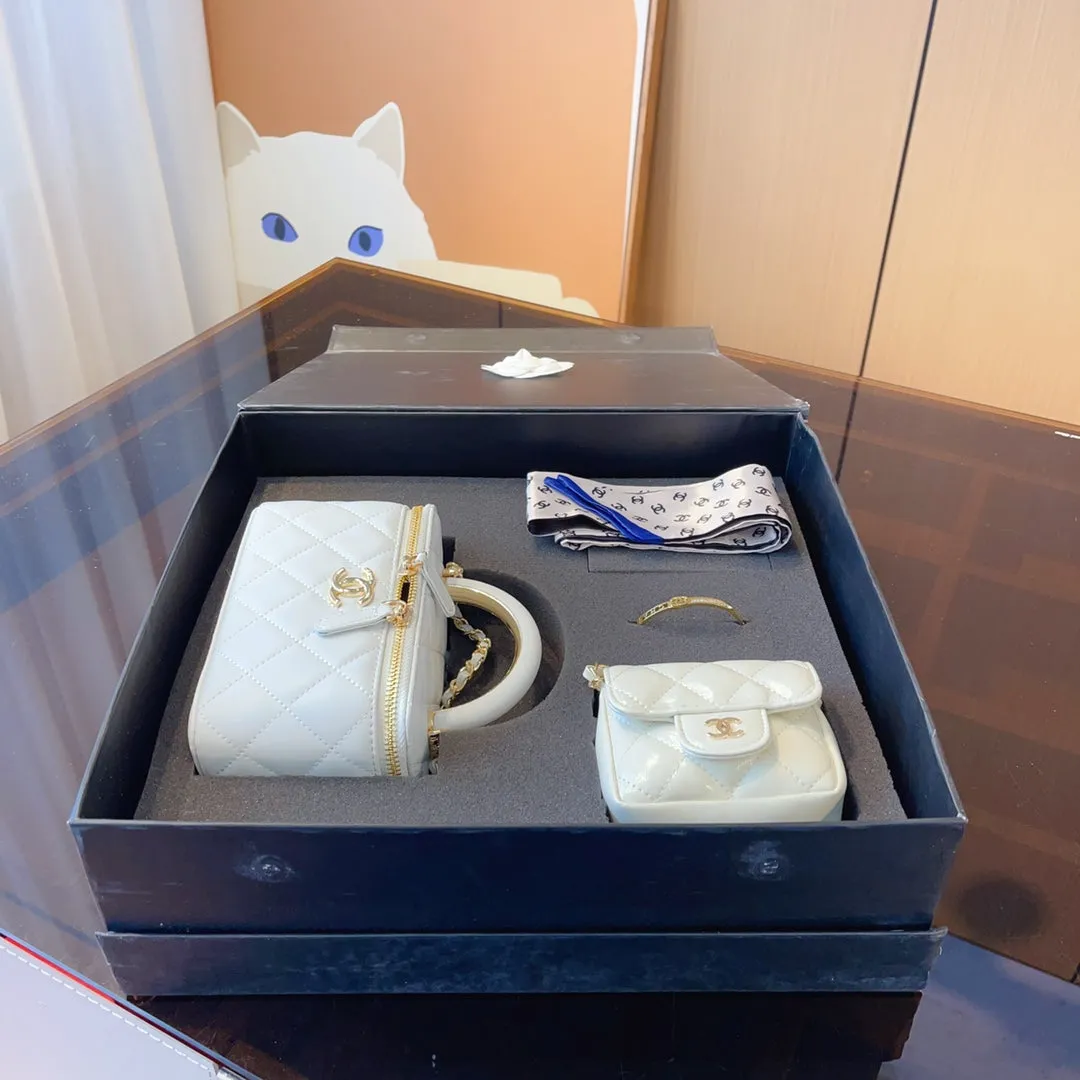 Luxury Leather Ladies Square Handbag Set
