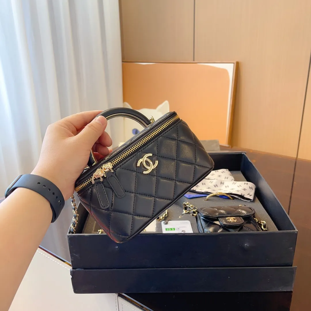 Luxury Leather Ladies Square Handbag Set