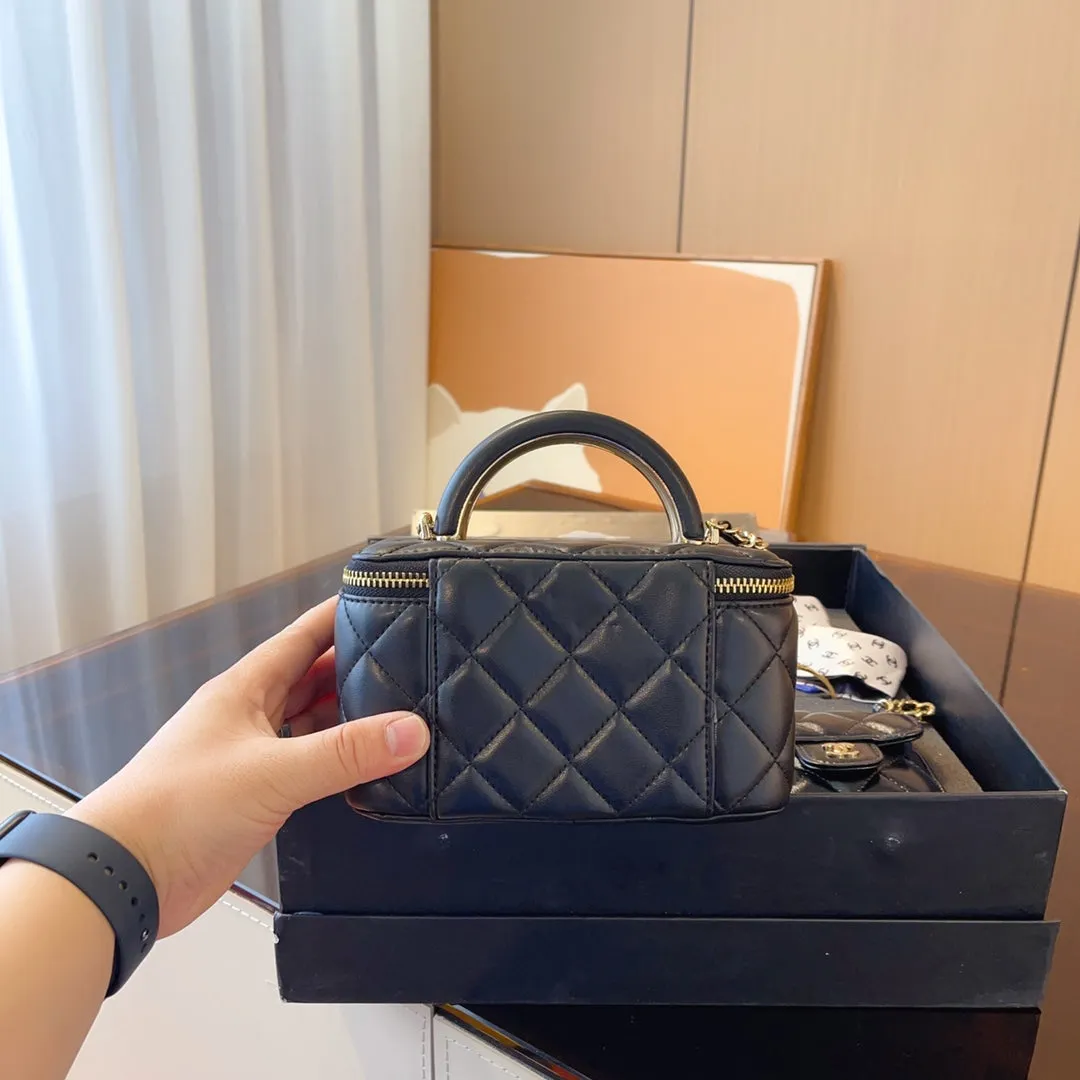 Luxury Leather Ladies Square Handbag Set