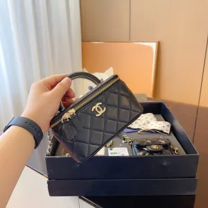 Luxury Leather Ladies Square Handbag Set