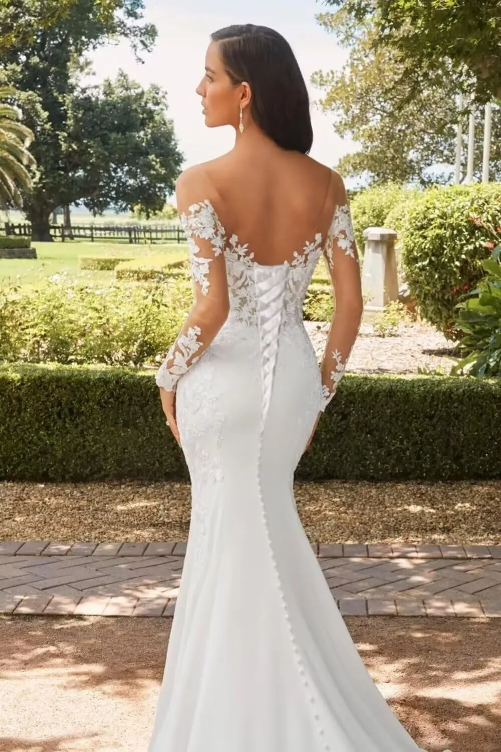 Mermaid Long Sleeve Wedding Dresses for Bride Lace Applique V-Neck Boho Bridal Dress with Train