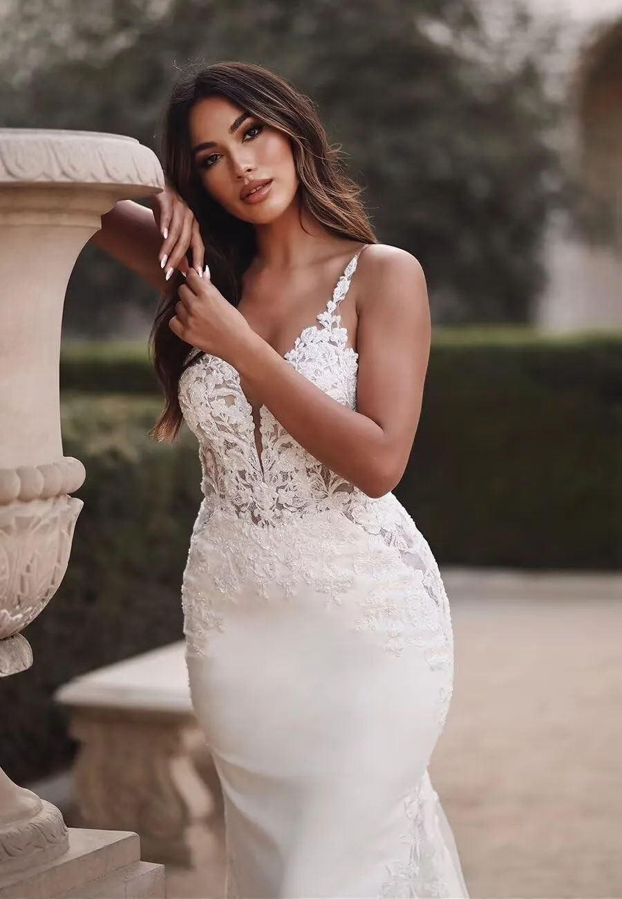 Mermaid Wedding Dresses for Bride Lace Beach Tulle Applique V-Neck Boho Bridal Dress for Bride with Train