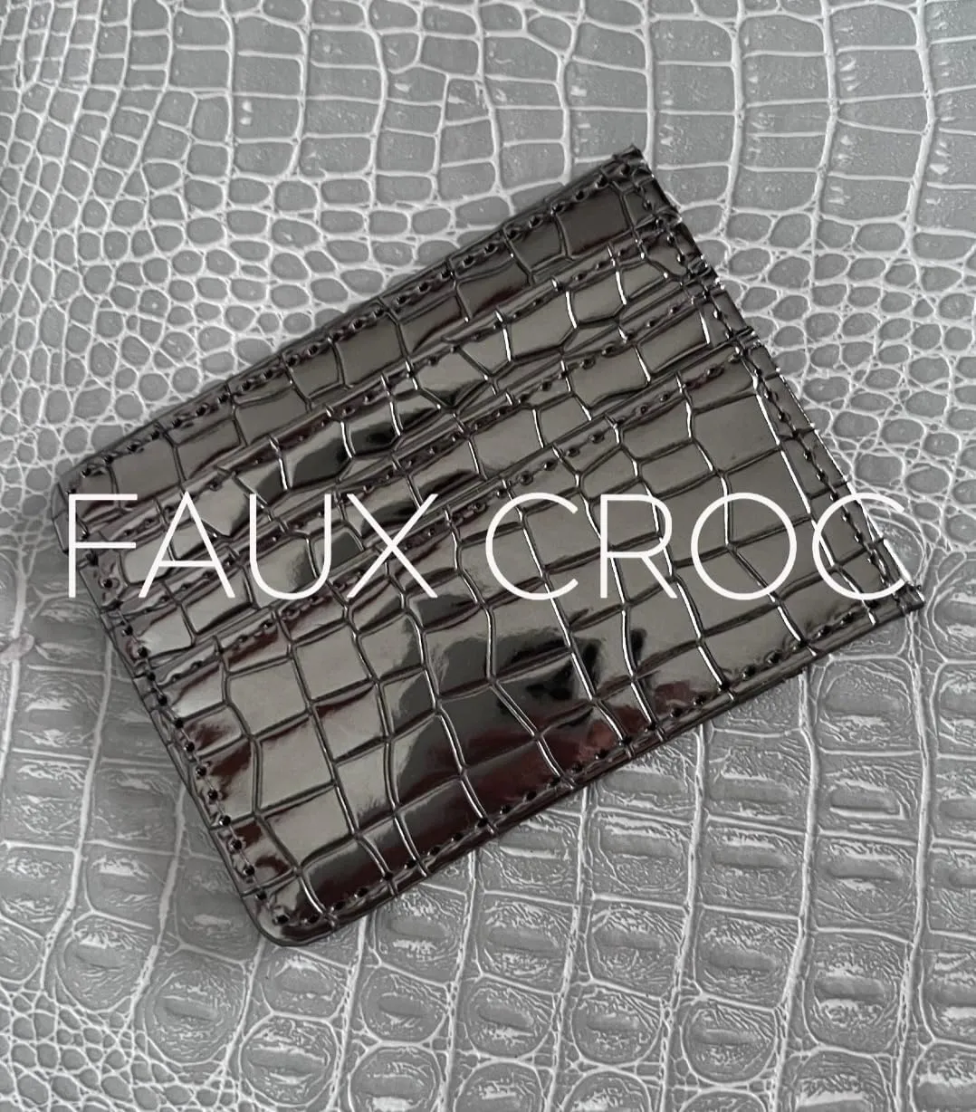 Super Shiny Slim Credit Card Holder Mini Front Pocket Wallet in Mirror Metallic Faux Crocodile pattern (Metalic Pewter)