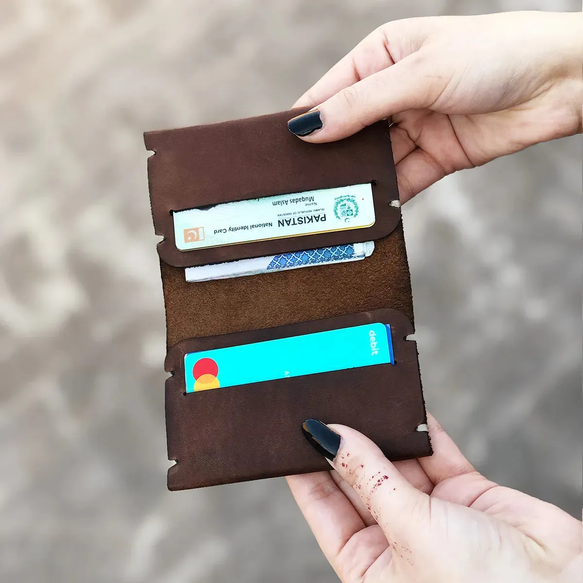 The Zenith: A Semi-Stitched Leather Wallet