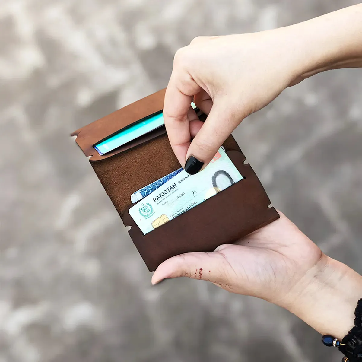 The Zenith: A Semi-Stitched Leather Wallet