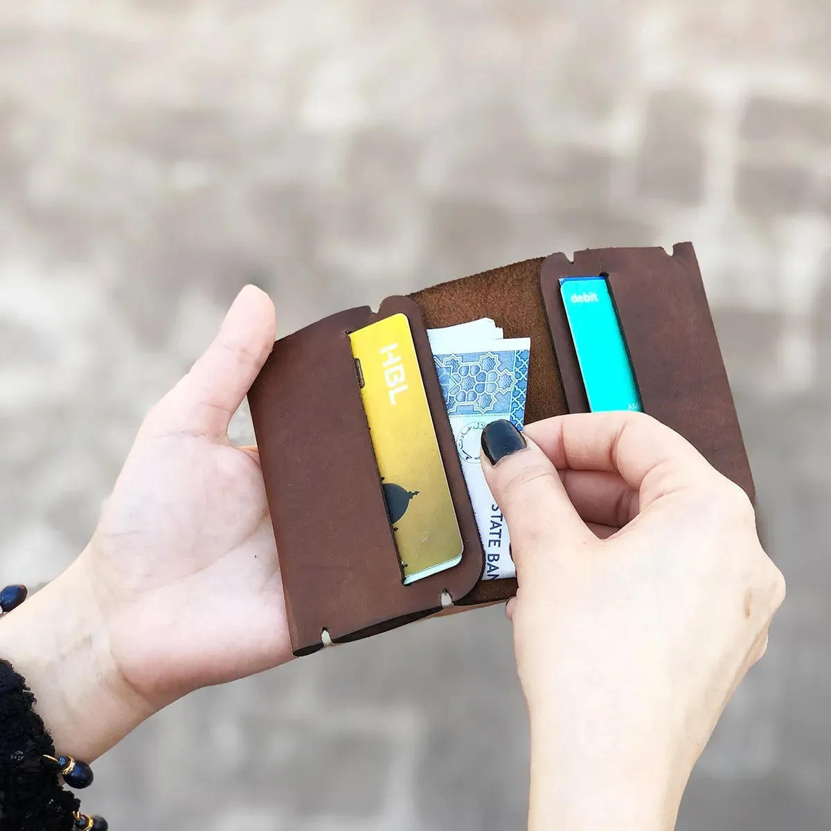 The Zenith: A Semi-Stitched Leather Wallet