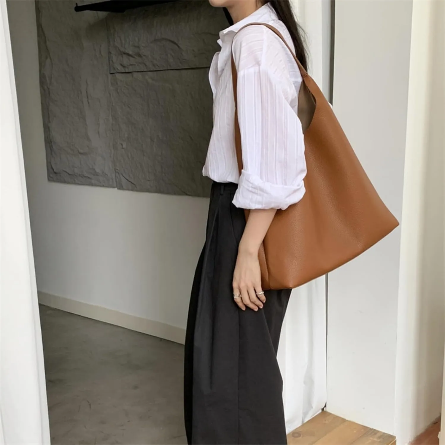 Vegan Leather Tote 2025 Fall Winter Large Shoulder Bag Minimalist Retro Bucket Work Commute Texture Litchi Grain Handbag