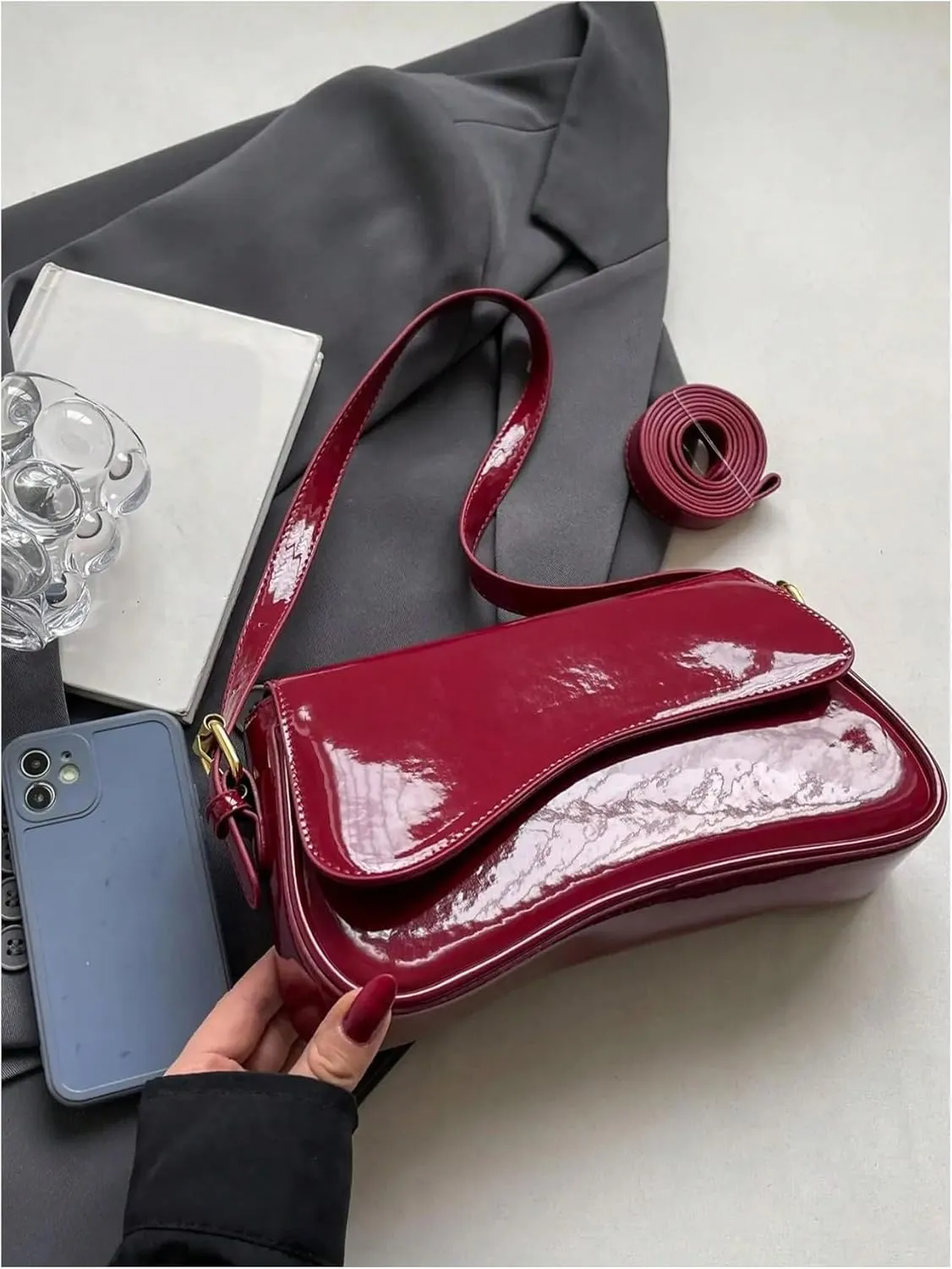 Women's Minimalist Patent Leather Shoulder Bag Trendy Handbag Elegant Purses